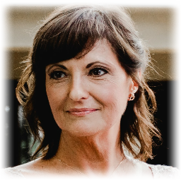 Fiona Bowden Marriage Officer Extraordinaire